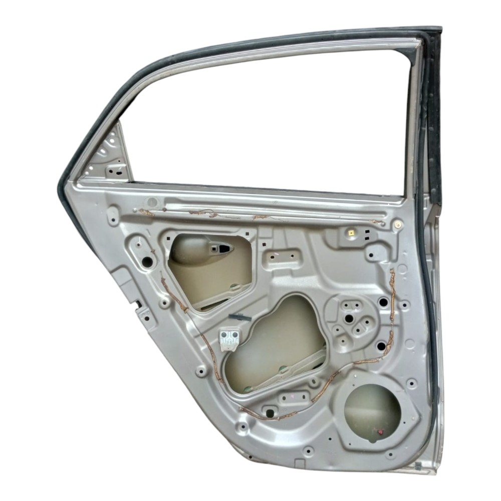 PORTA TRASEIRA ESQUERDA HYUNDAI HB20X HATCH 2013 À 2019. 2