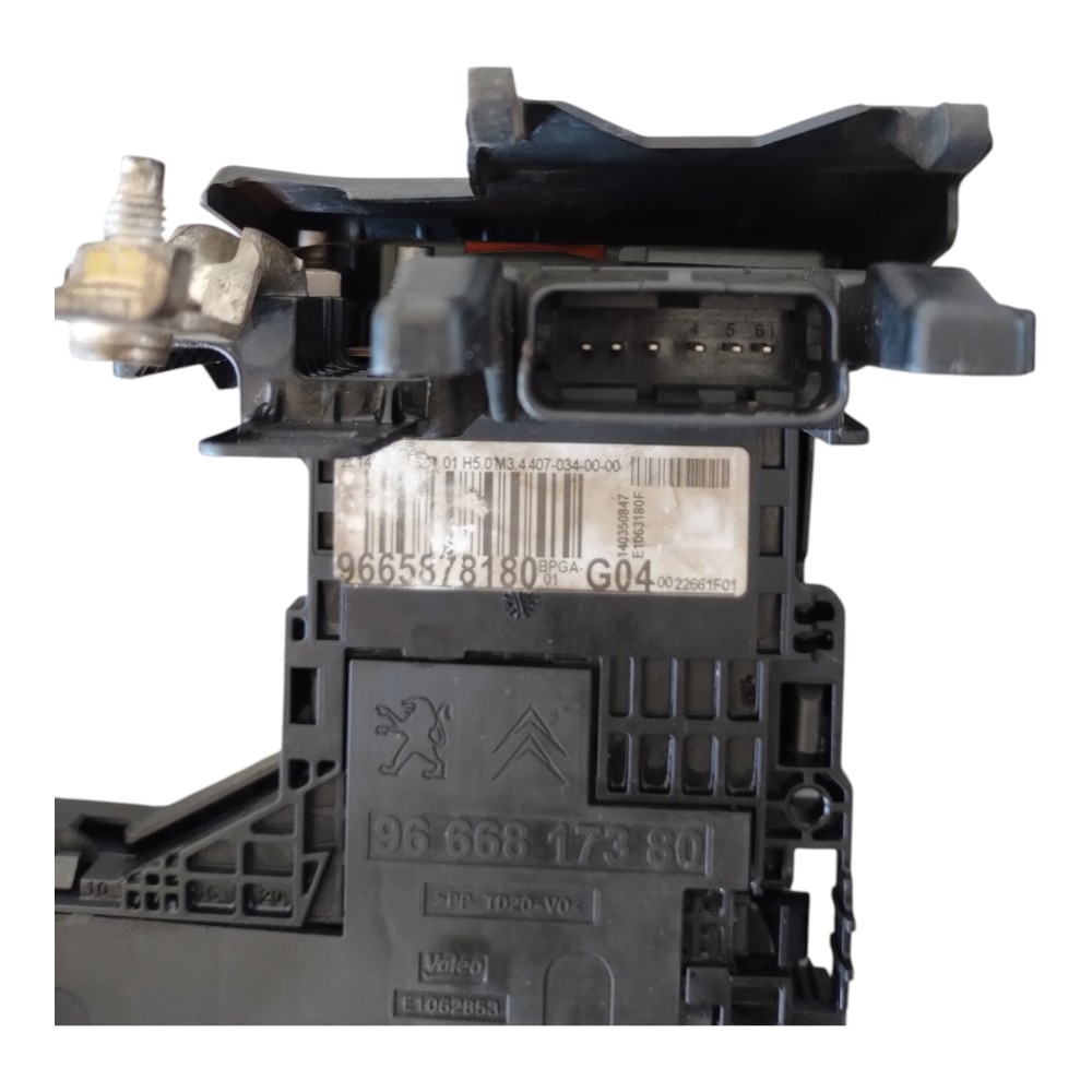 Placa Módulo Fusíveis Bateria Citroen C4 Lounge Ds4 3008 Thp 4