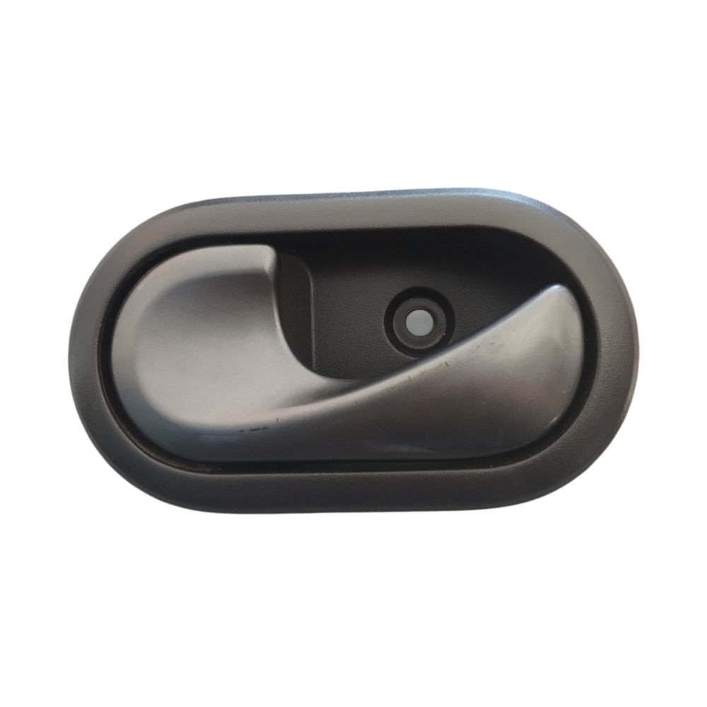 Maçaneta Interna Trás. Esq. Renault Duster  2012 A 2019. Preto Traseira 1