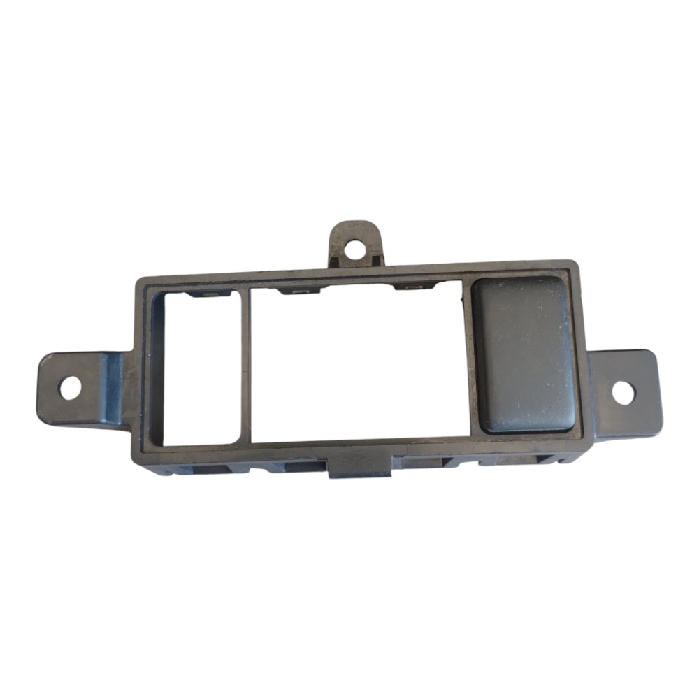 Moldura Botão Falso Painel Nissan Versa 2013 À 2019. 1