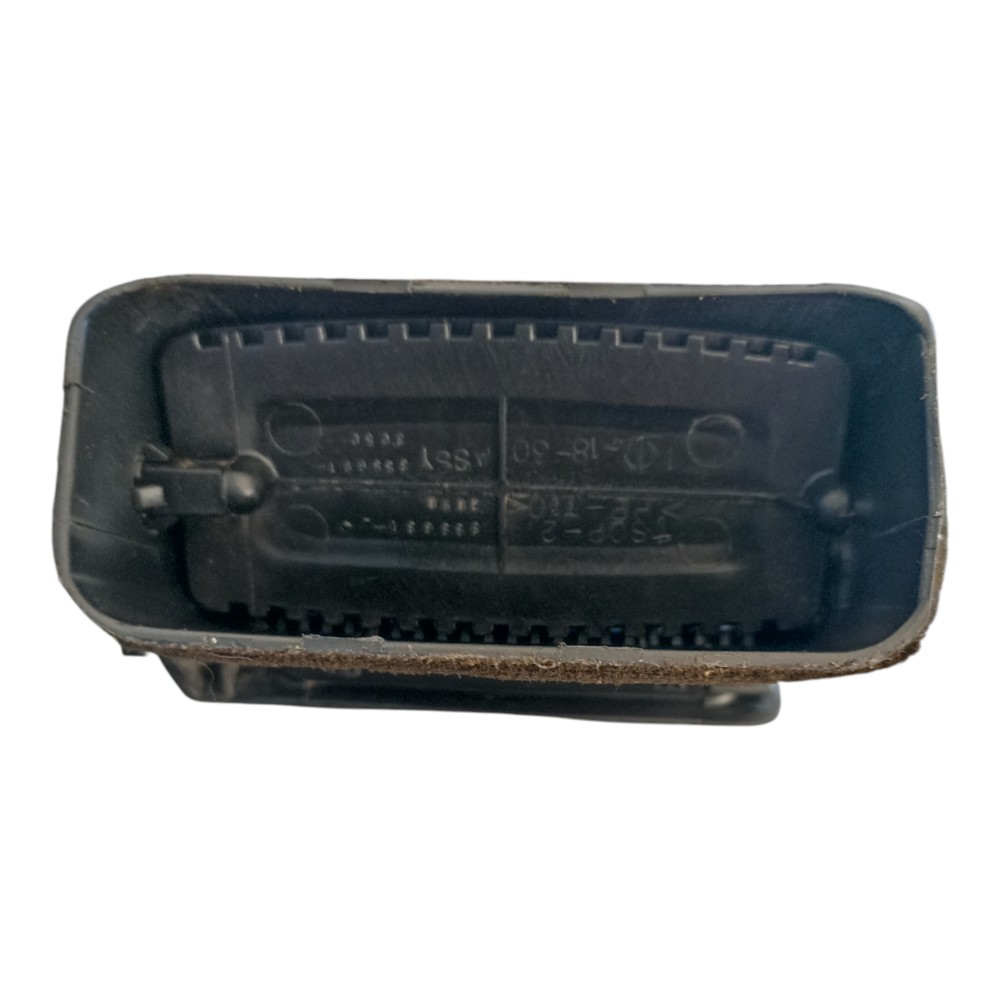 Difusor ar lado esquerdo toyota corolla fielder 2003 a 2008.
