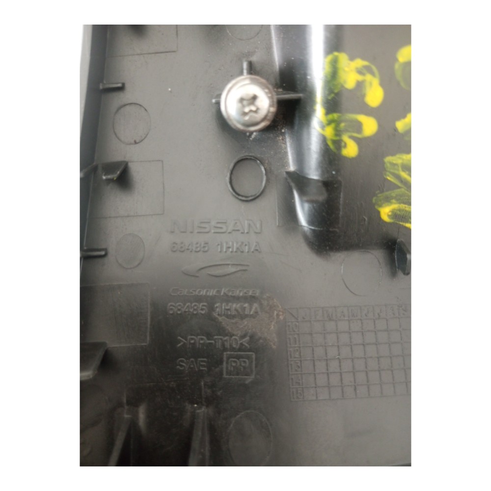 MOLDURA COMANDO RETROVISOR NISSAN MARCH VERSA 2011 À 2019. 4