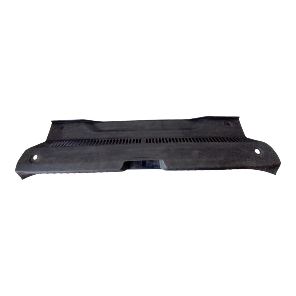 Soleira Acabamento Porta Malas Fiat Argo. 1