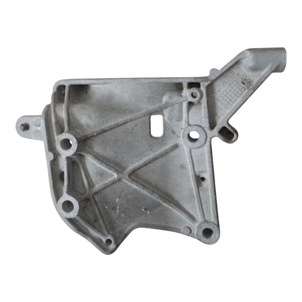 Suporte Compressor Ar Condicionado Fiat Toro 2015 À 2020. 3