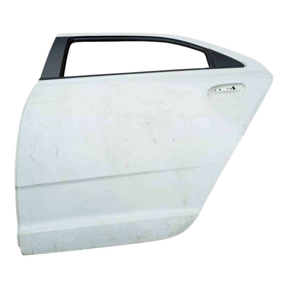 Porta Traseira Esquerda Gm Cobalt 2011 À 2015. Traseira Esquerda Branco 4