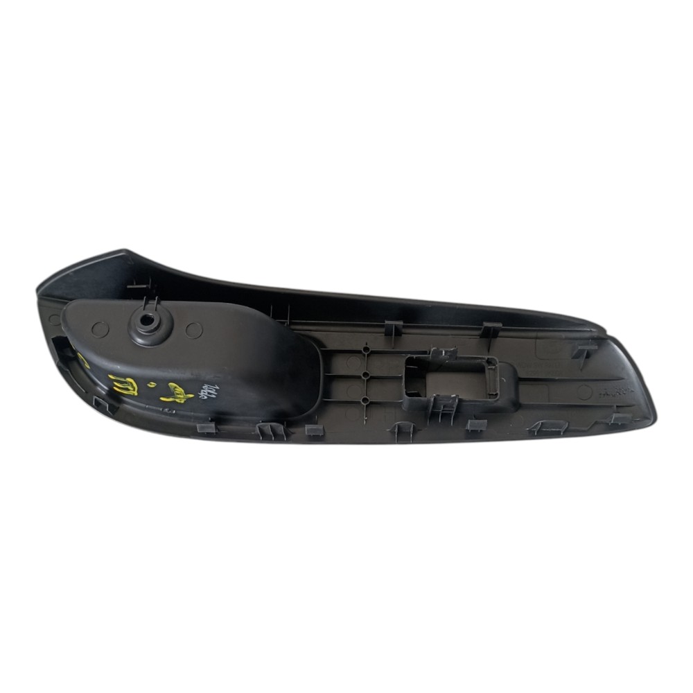 Moldura De Botão Porta Tras. Esquerda Nissan Versa 13 A 19. 3
