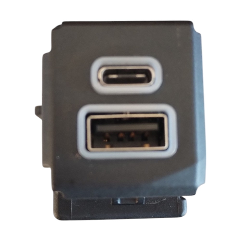 Entrada Usb E Tipo C Compass Commander Pulse Renegade T270. Preto 2