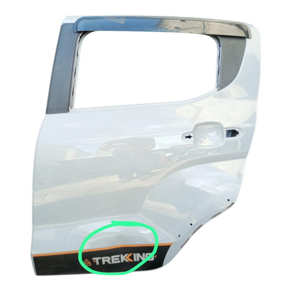 PORTA TRAS DIREITA FIAT MOBI TREKKING C/DETALHE A RECUPERAR. 4