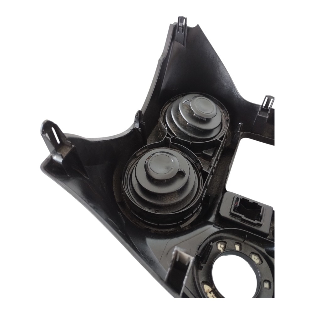 Moldura Painel Central Toyota Etios 2016 à 2021 Original. 10
