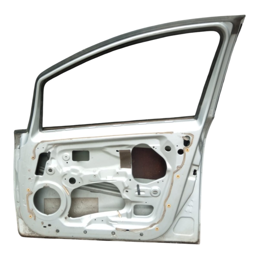 PORTA DIANTEIRA DIREITA FIAT LINEA 2008 À 2012. 2