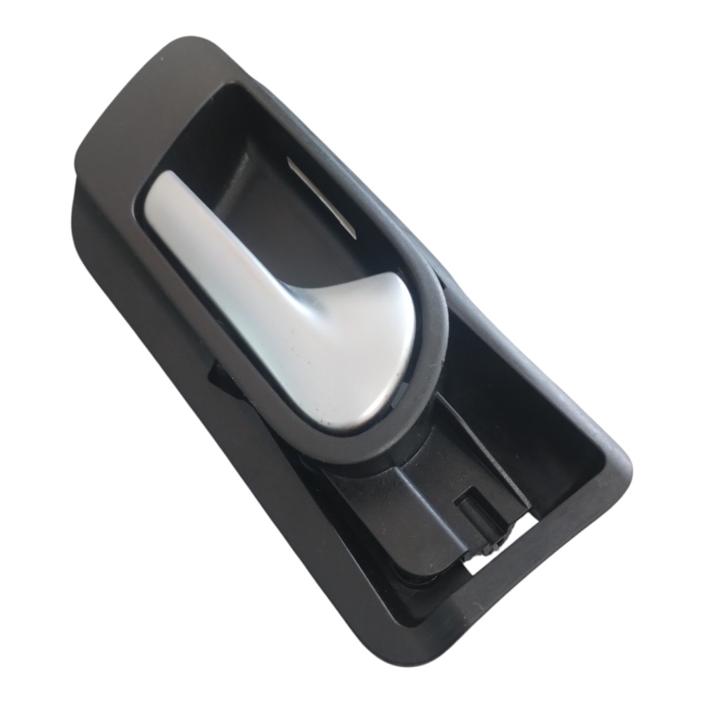 Maçaneta Interna Dianteira Direita Vw Tiguan 2008 À 2014. Preto C/ Cromado Dianteira 2
