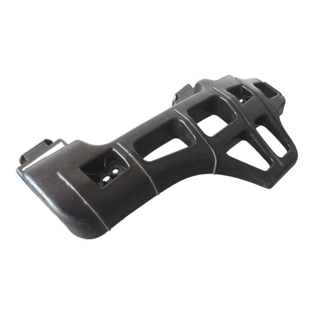 Guia Para-choque Traseiro Esquerdo Hyundai HB20 2013 à 2019. 4