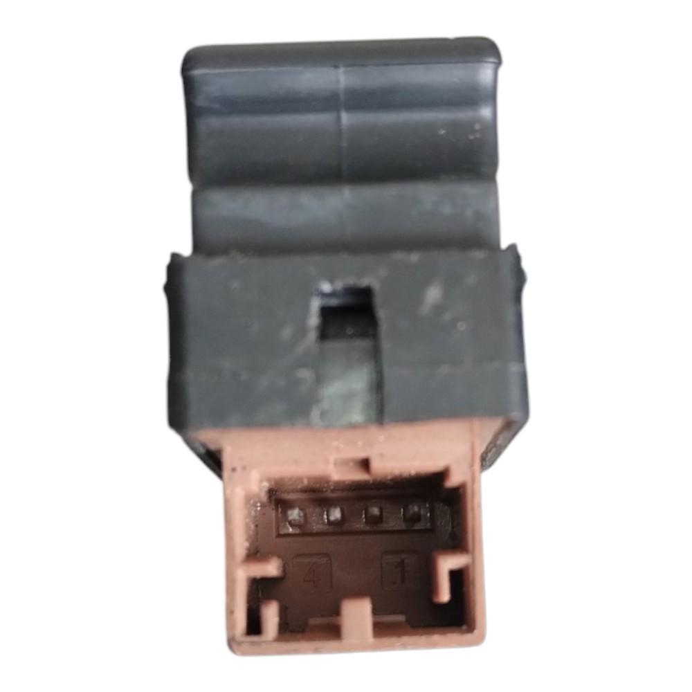 Botão Trava Vidro Elétrico Traseiro Direito Vw Fox 2011/2014 3