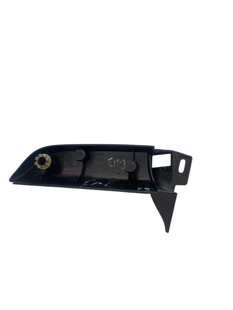 Moldura Acab. Retrovisor Int.diant. direito Fox 2009 a 2014. 3