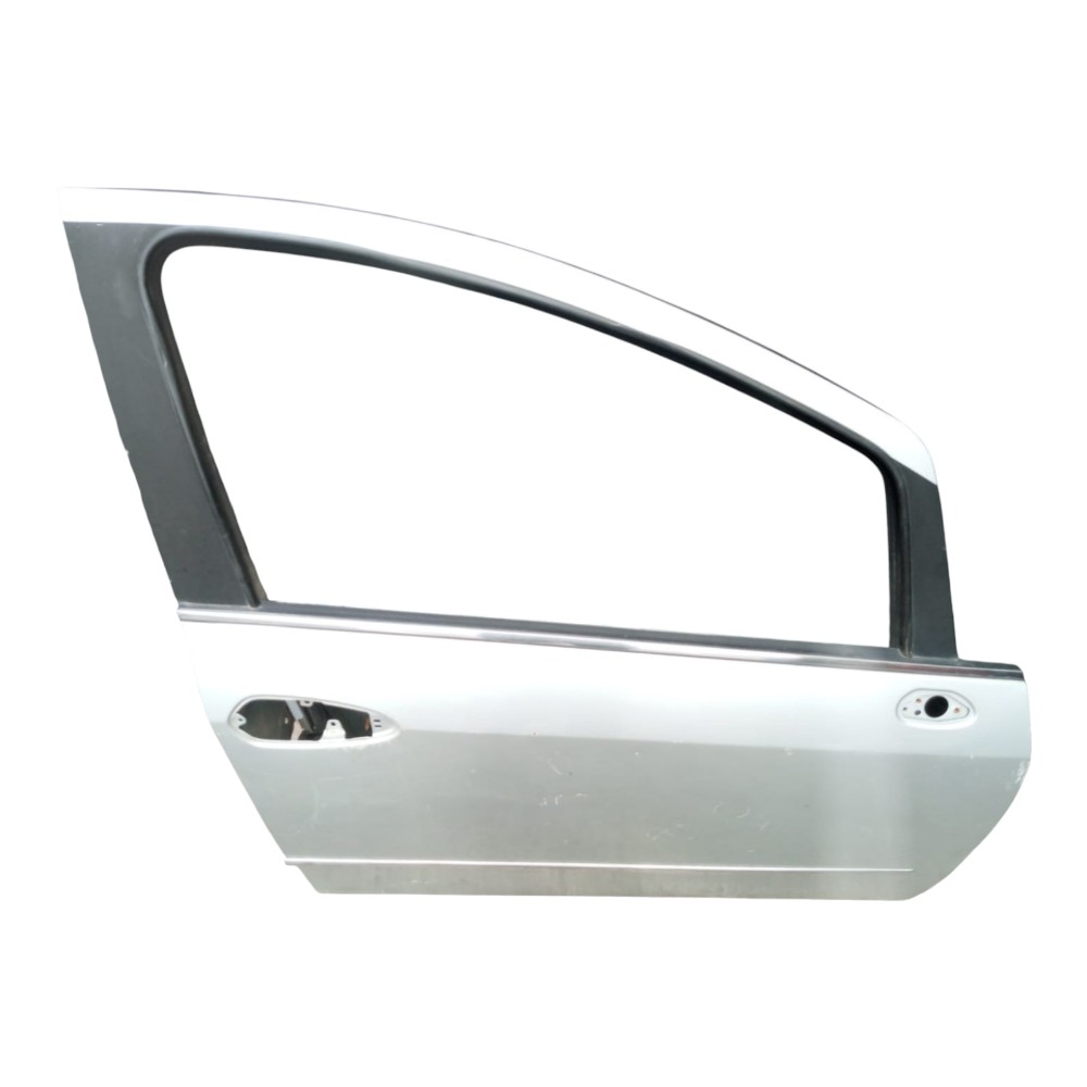 PORTA DIANTEIRA DIREITA FIAT LINEA 2008 À 2012. 8