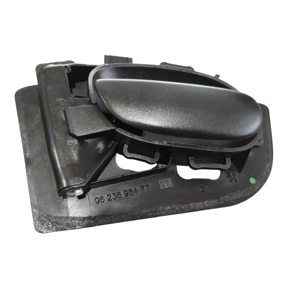Maçaneta Interna Porta Diant/tras Esquerdo Peugeot 207. Preto Dianteira/traseira