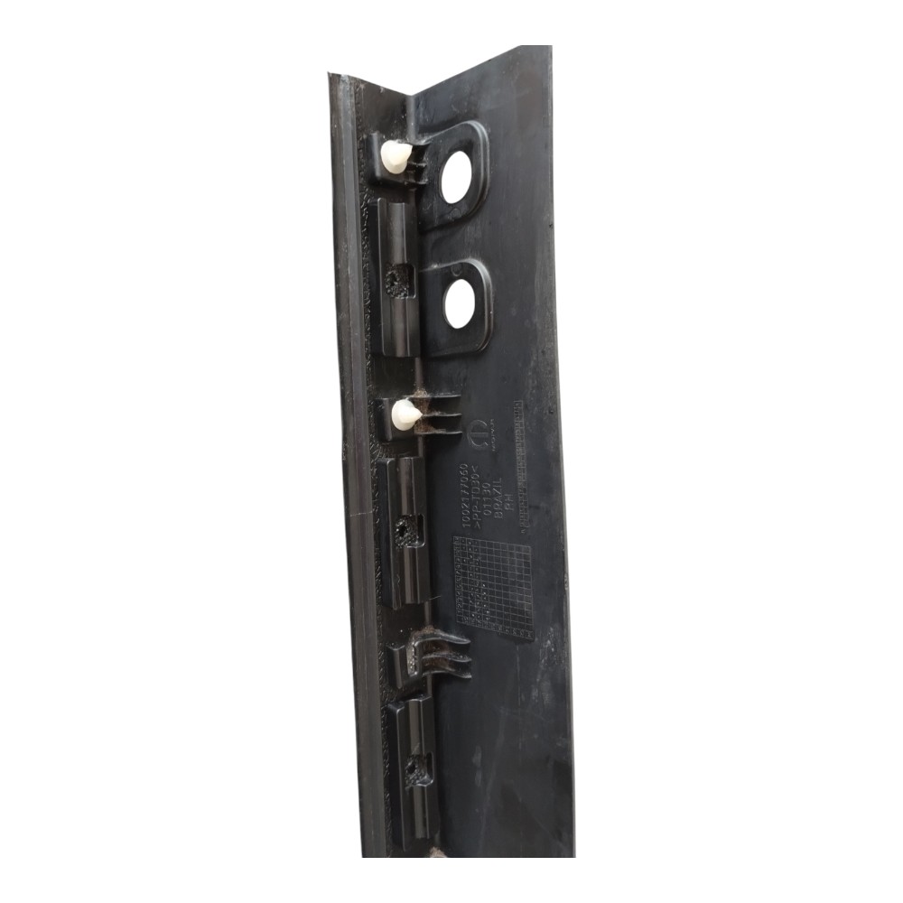 Moldura Lateral da Caçamba Lado Direito Fiat Toro 17 à 21. 6