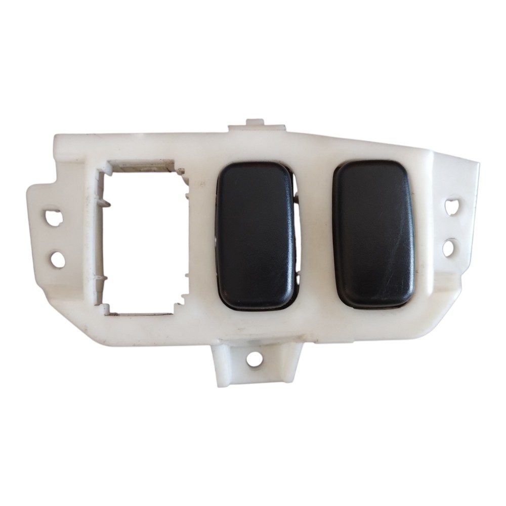 Moldura Botão Comando Farol Milha Mitsubishi Lancer 11 À 14.