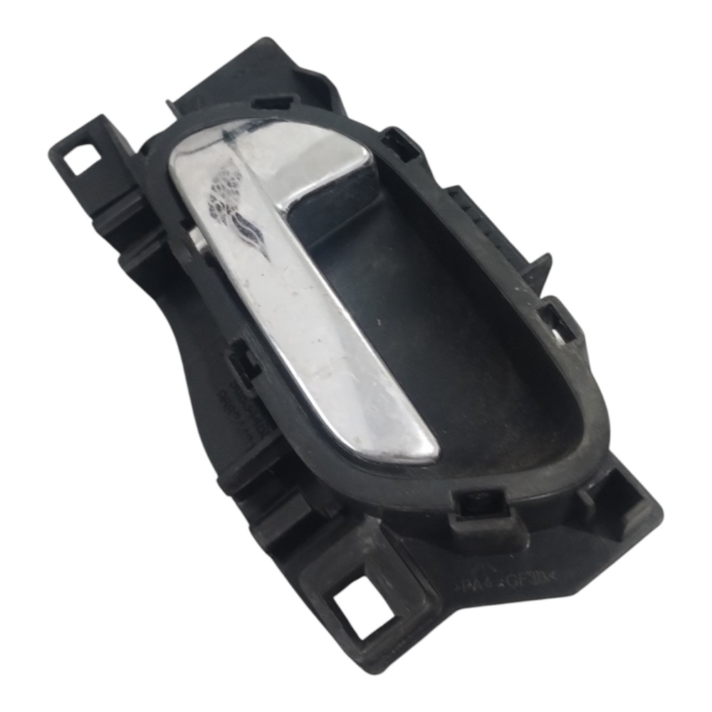 Maçaneta Interna Esquerdo Dianteiro  Citroen C3 2013 A 2017. – Preto C/ Cromado – Dianteira 2