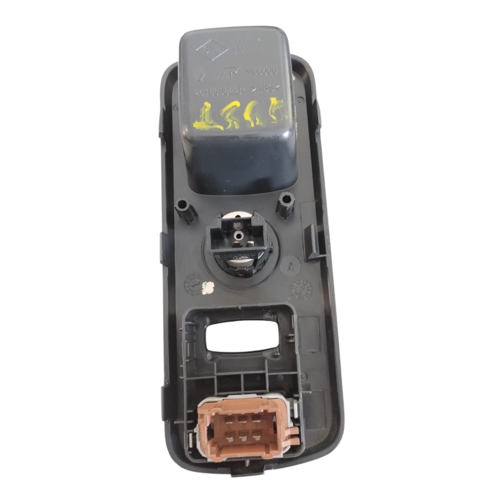 Moldura Painel Acelerador Renault Duster 2013 À 2017. 2