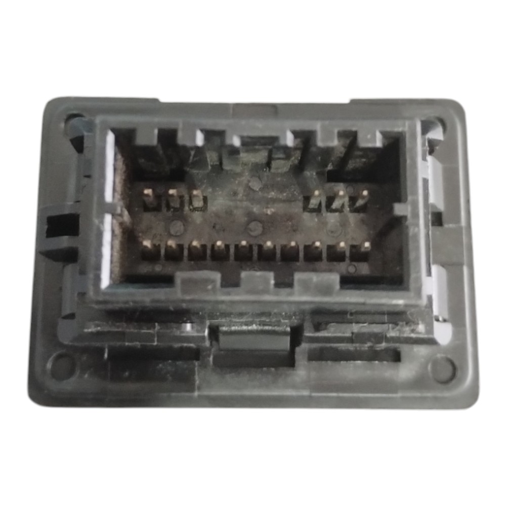 Conector iPod Nissan March 2012 Á 2017. 3
