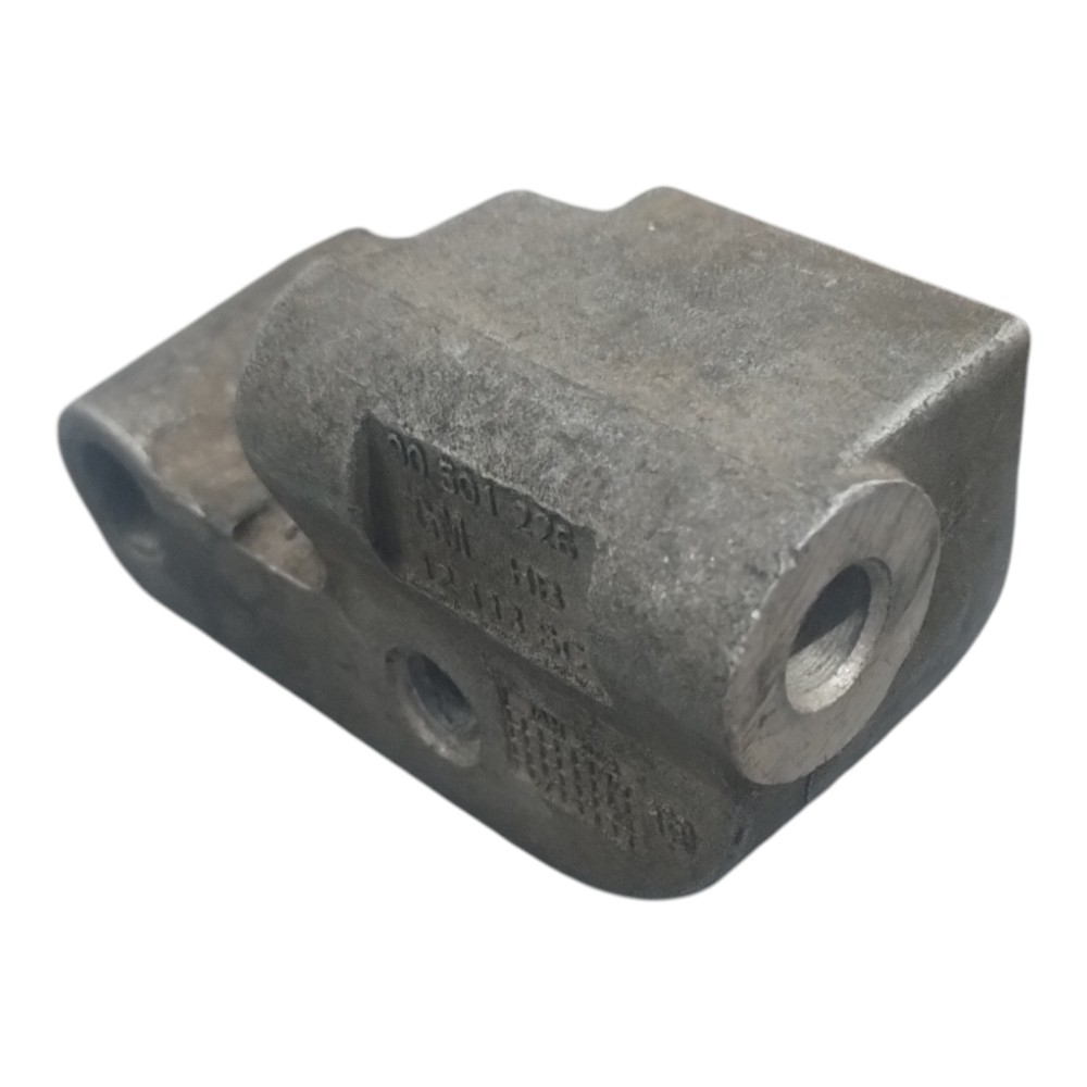 Suporte Alternador Chevrolet Corsa 1.8 8v. 2003 À 2012. 2