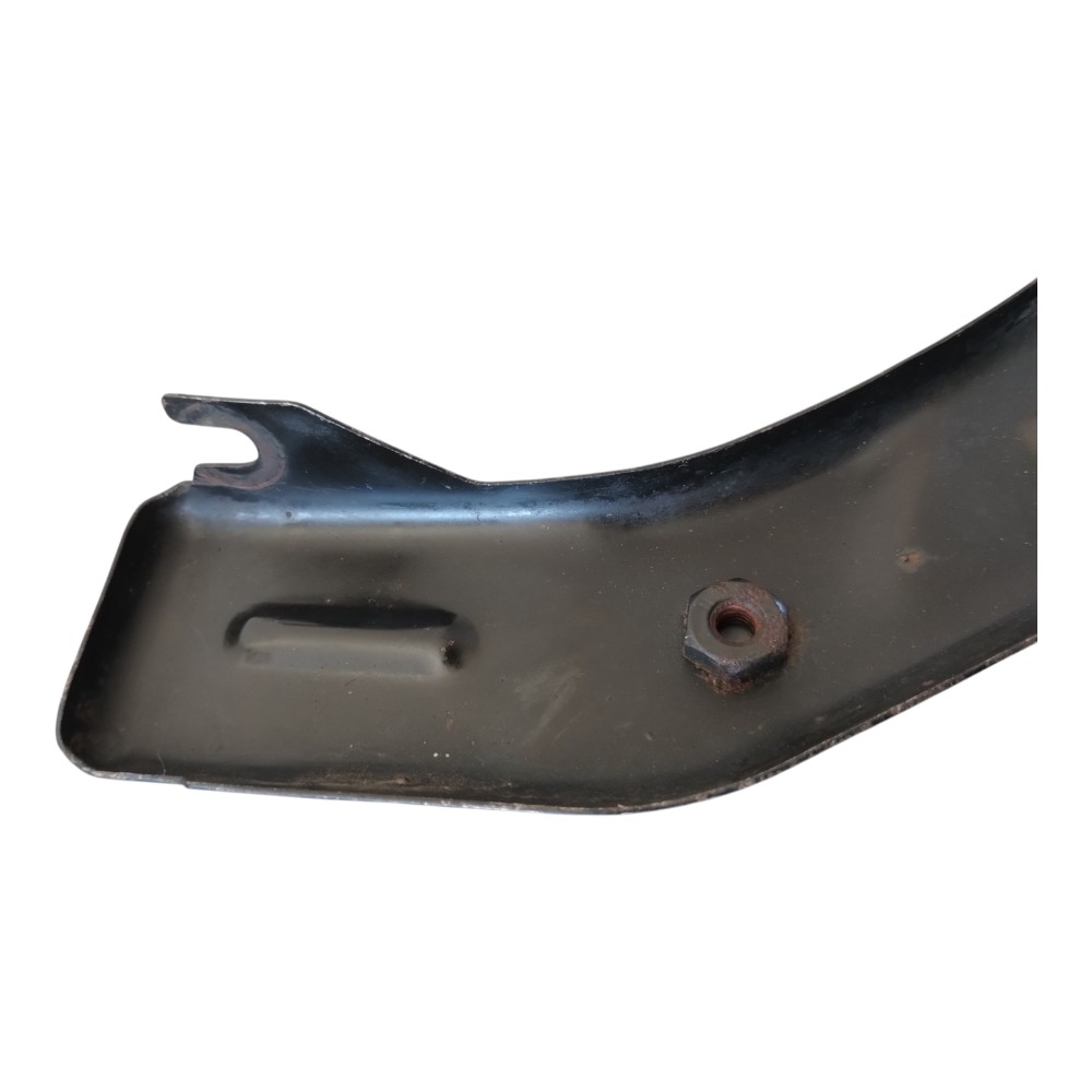 Guia Do Para-choque Traseiro Direito Fiat Linea 2008 À 2011. 3