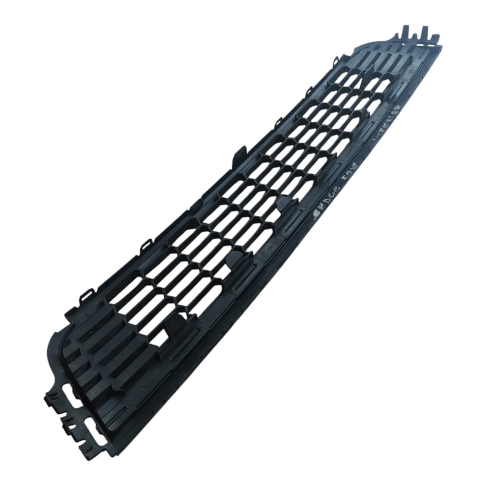 Grade Inferior Ventilação Parachoque Vw Spacefox 2011 À 2014 Preto 5