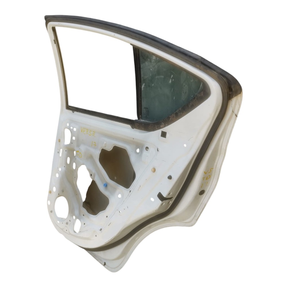 Porta Traseira Direita Nissan Versa 2012 À 2019. Traseira Direita Branco 3