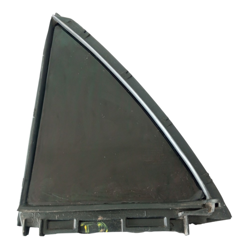 Vidro Fixo Traseiro Direito Toyota Corolla 2010 À 2014. 2