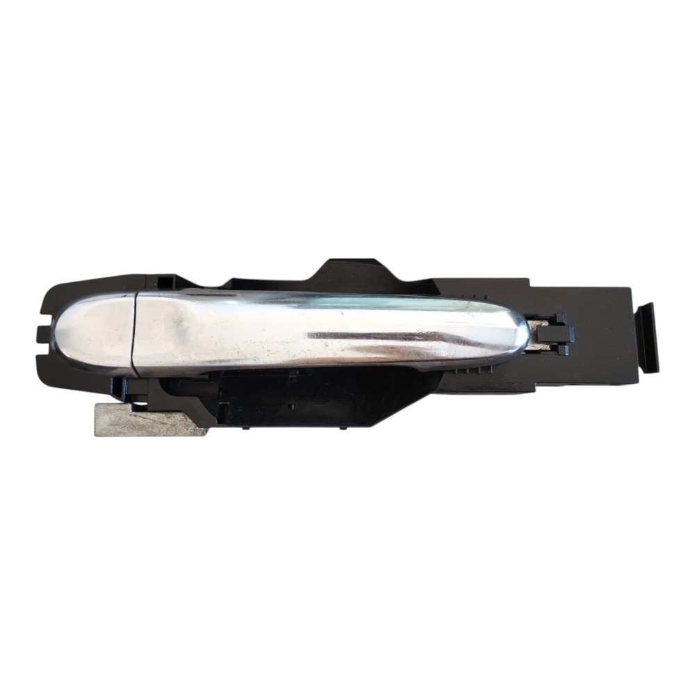 Maçaneta Externa Traseira Esquerda Nissan Versa 2013 à 2019. 1
