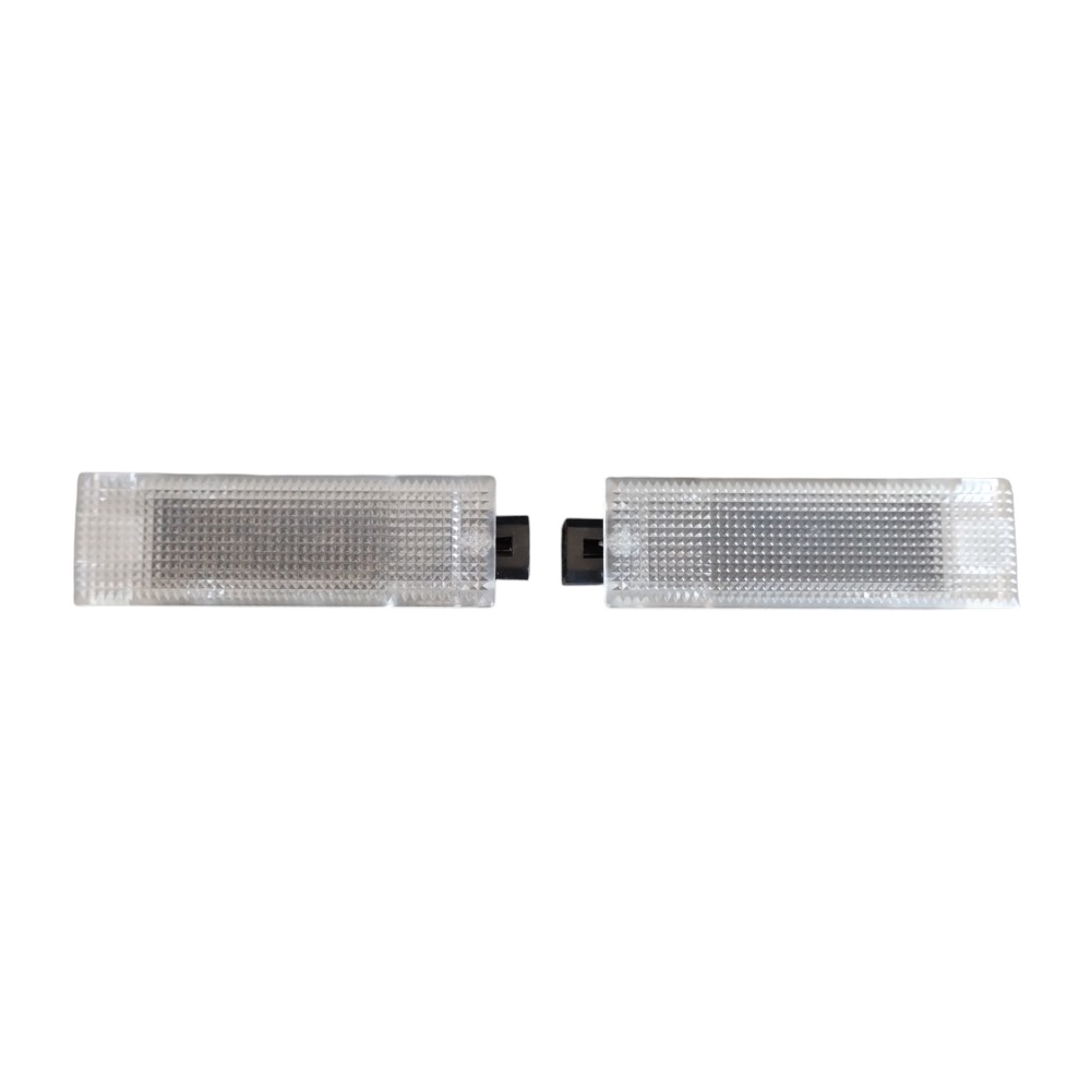 Par Lanternas Cortesia Porta-malas Jeep Compass T270 21/26.