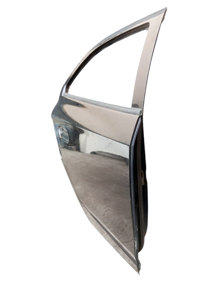 PORTA TRASEIRA DIREITA CHEVROLET PRISMA 2013 À 2019. 6