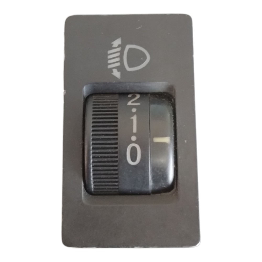Botão De Regulagem Altura Farol Jac J6 2011 À 2014. 1