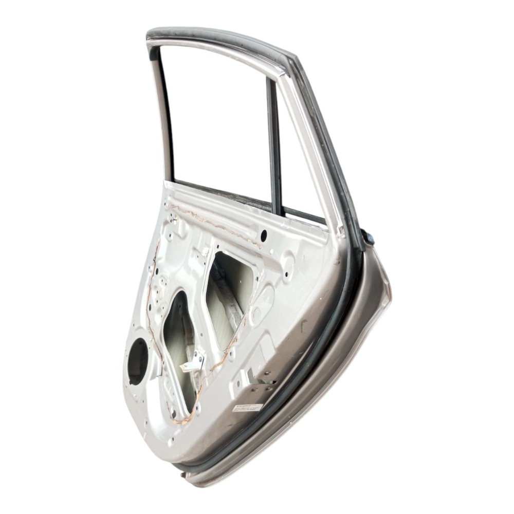 Porta Traseira Direita Hyundai Hb20 Sedan 2013 Á 2019. Traseira Direita Prata 4
