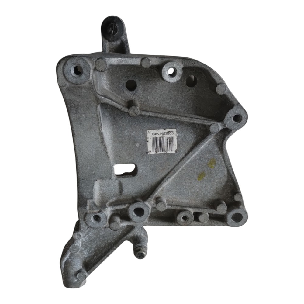 Suporte Compressor Ar Condicionado Fiat Toro 2015 À 2020. 2