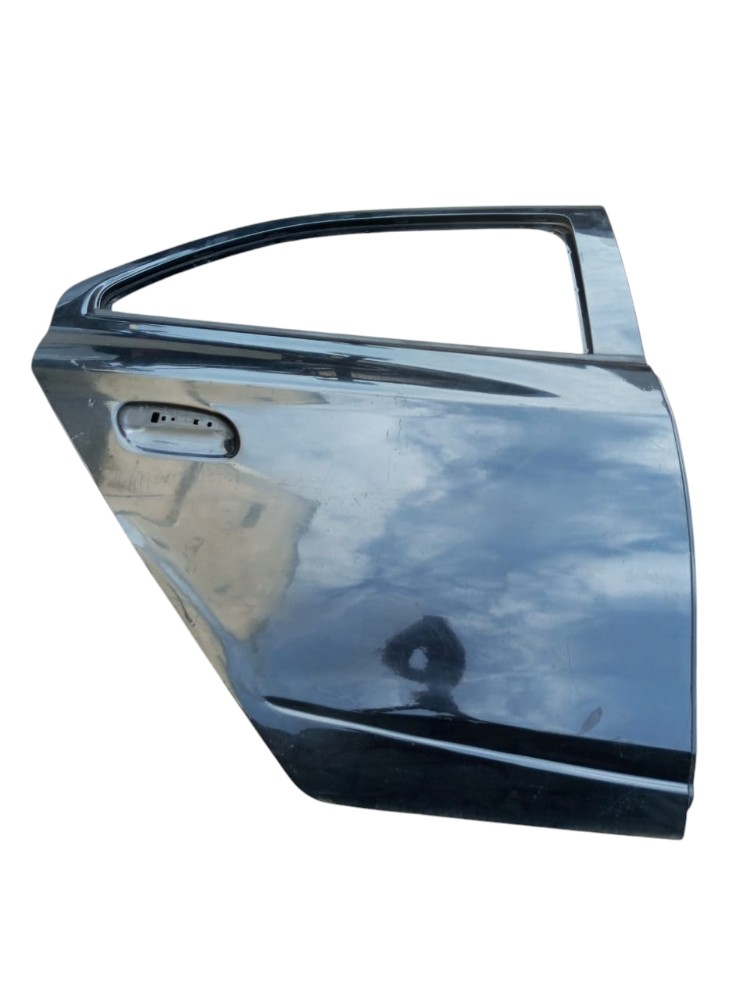 PORTA TRASEIRA DIREITA CHEVROLET PRISMA 2013 À 2019. 5