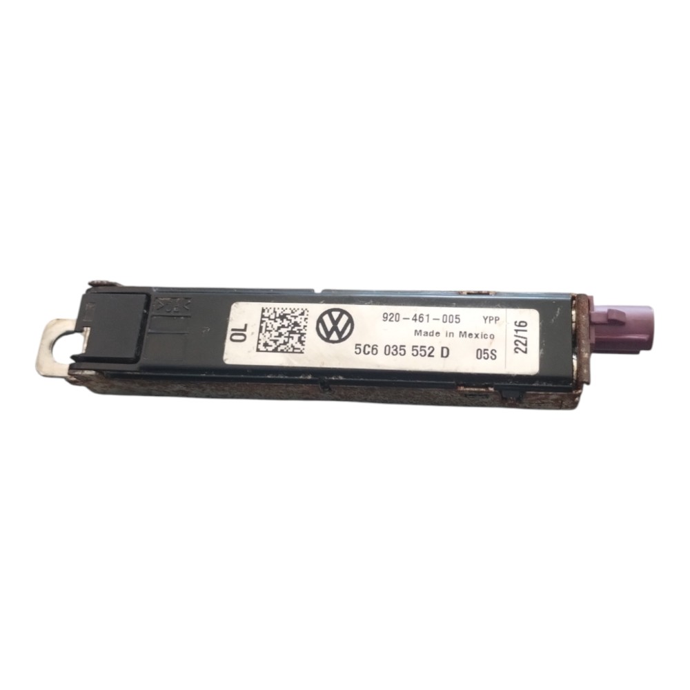 Amplificador Da Antena Volkswagen Jetta 2011 À 2018. Preto E Cromado