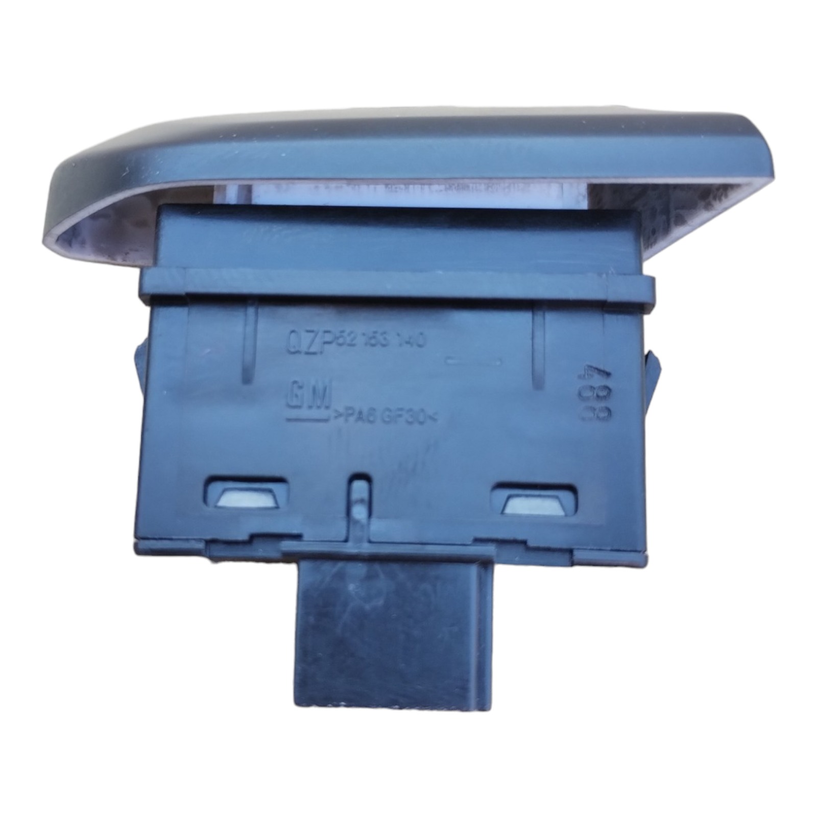 Botão Abertura Porta Malas Gm Onix E Prisma 2013 À 2019. 3