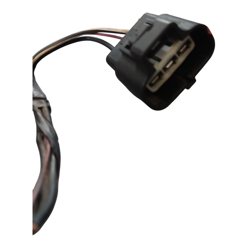 Tomada Plug Chicote Resistência Ventoinha Corolla 10 À 14. 3