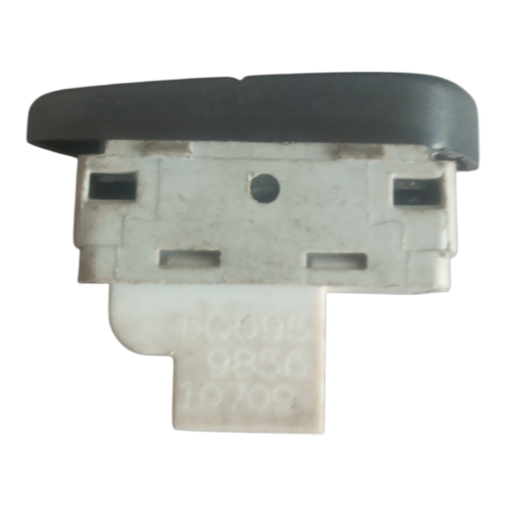Botao Vidro Eletrico Traseiro Direito Vw Polo 2003 À 2006. 3