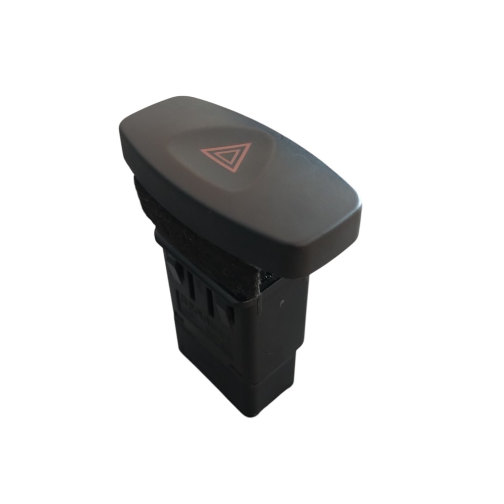 Botão pisca alerta renault duster logan sandero 2008 a 2014. 1