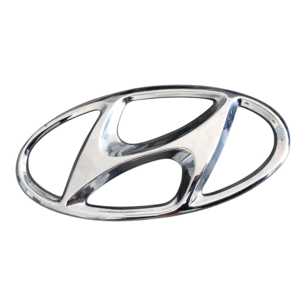 Emblema Tampa Traseira Hyundai HB20S Sedan 2013 à 2019.