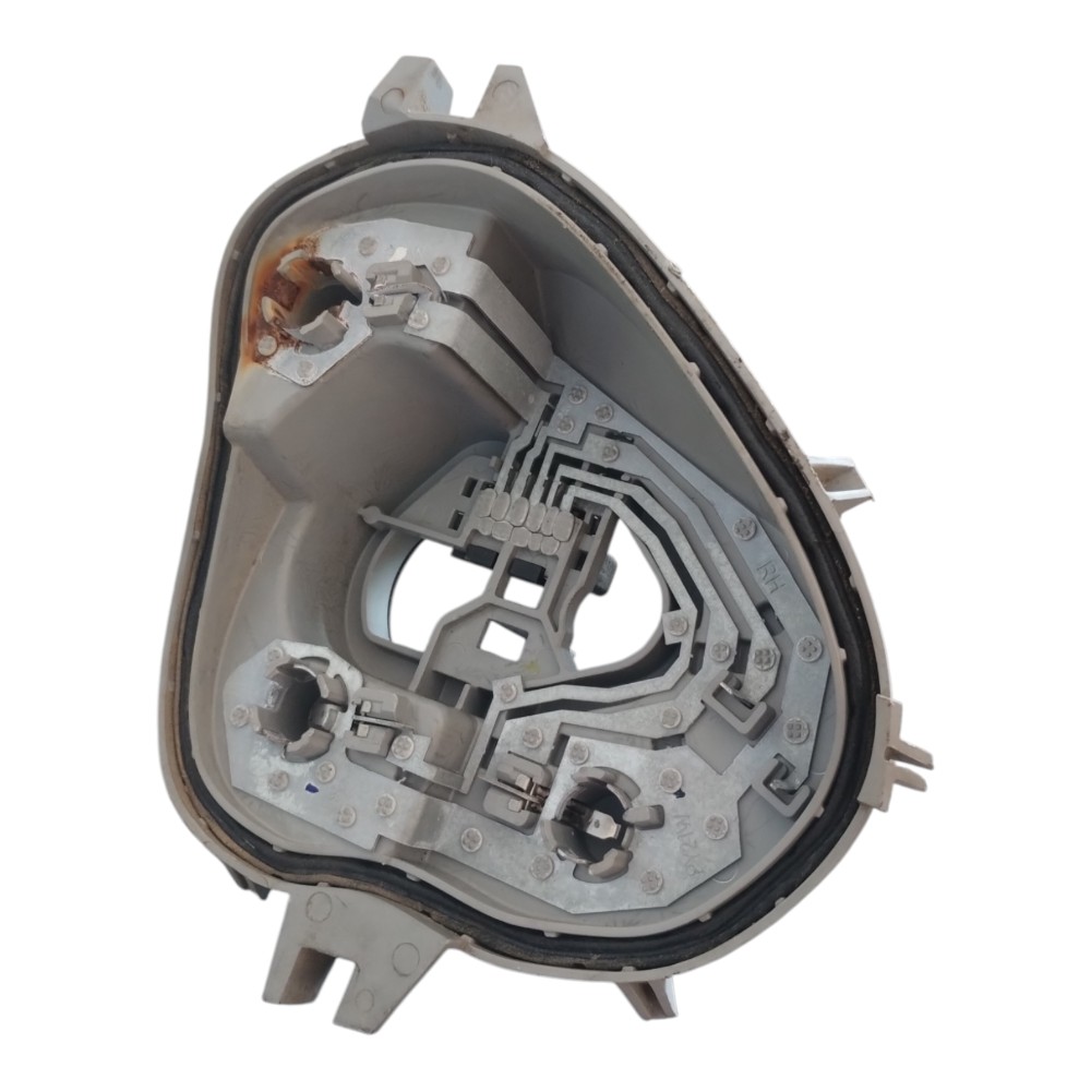 Circuito Soquete Lanterna Traseiro Peugeot 208 2013 A 2019. 1