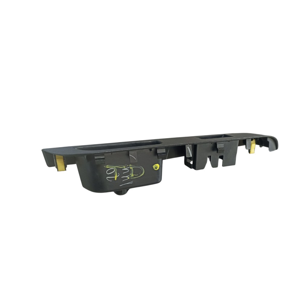 Moldura Comando Porta Traseira Direita Toyota Etios 13/21. 5