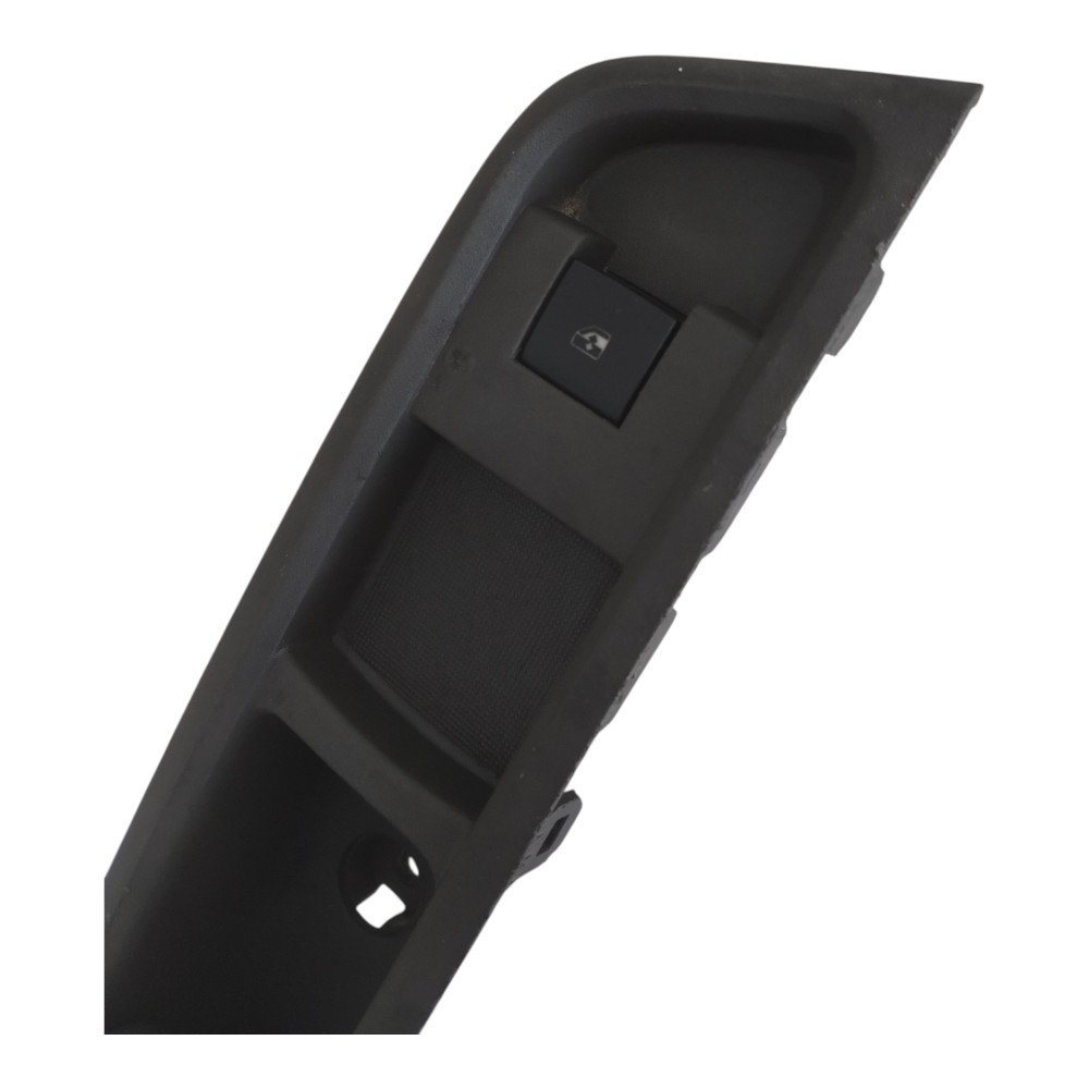 Botão Moldura Dianteira Direita Gm Cobalt 2011 À 2015. 7