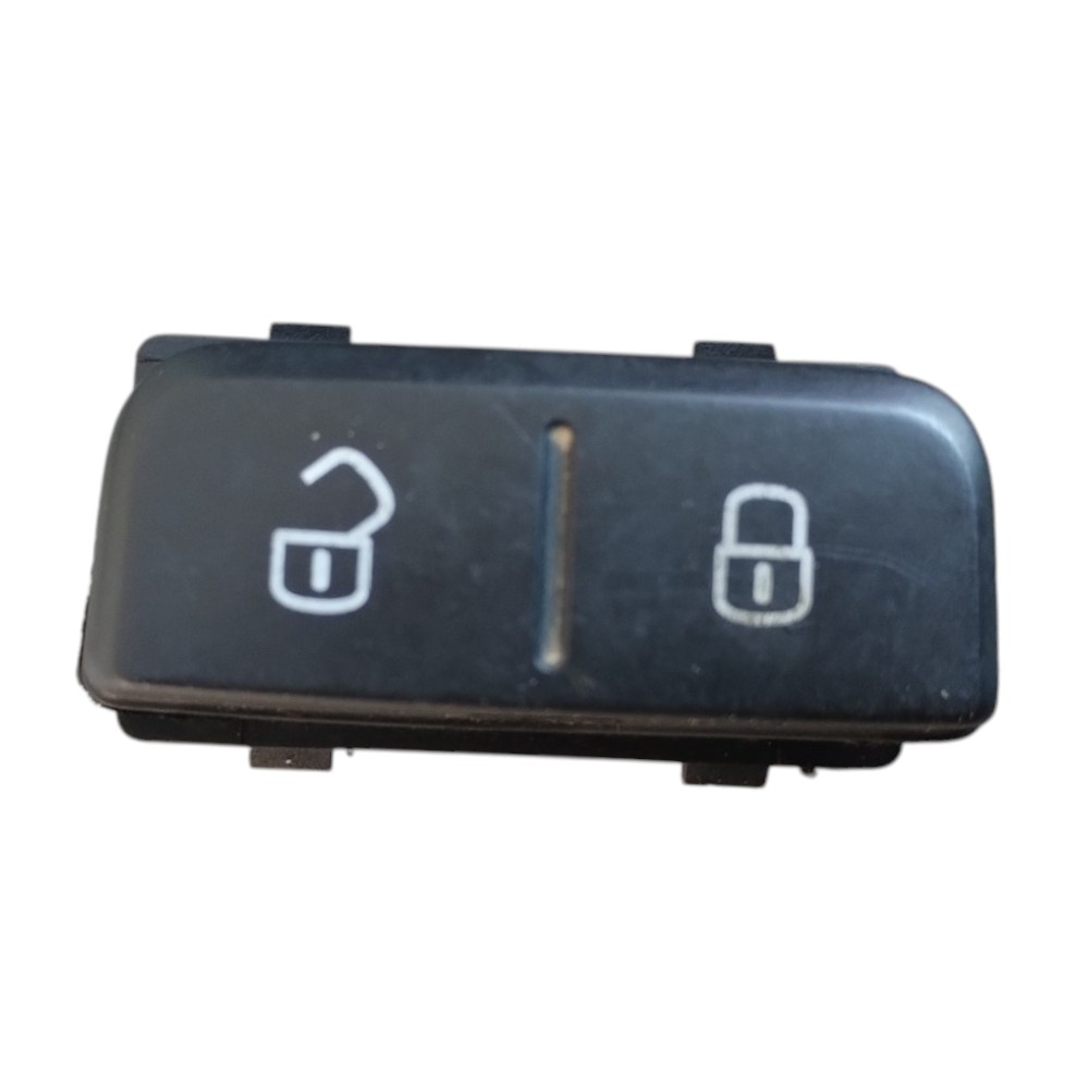 Botão Interruptor Destrava Porta Volkswagen Up 2013 À 2017. 1