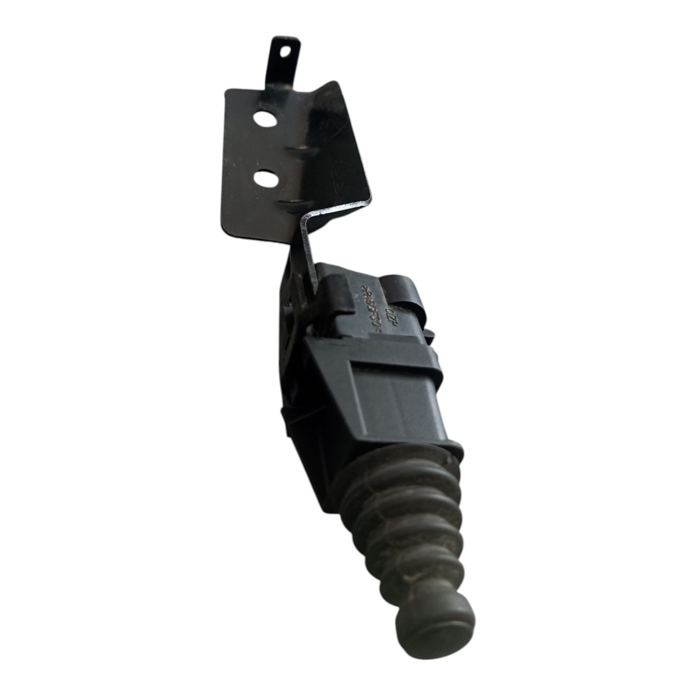 Interruptor alarme capô gm agile astra corsa meriva 09/14. 2