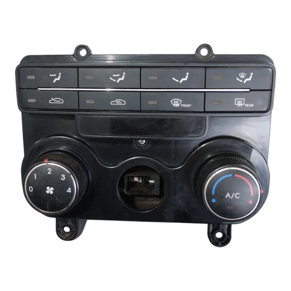 Comando ar condicionado hyundai i30 2009 a 2012.
