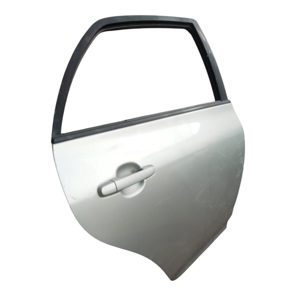Porta Traseira Direita Toyota Corolla 2010 Á 2014. Traseira Direita Prata 3